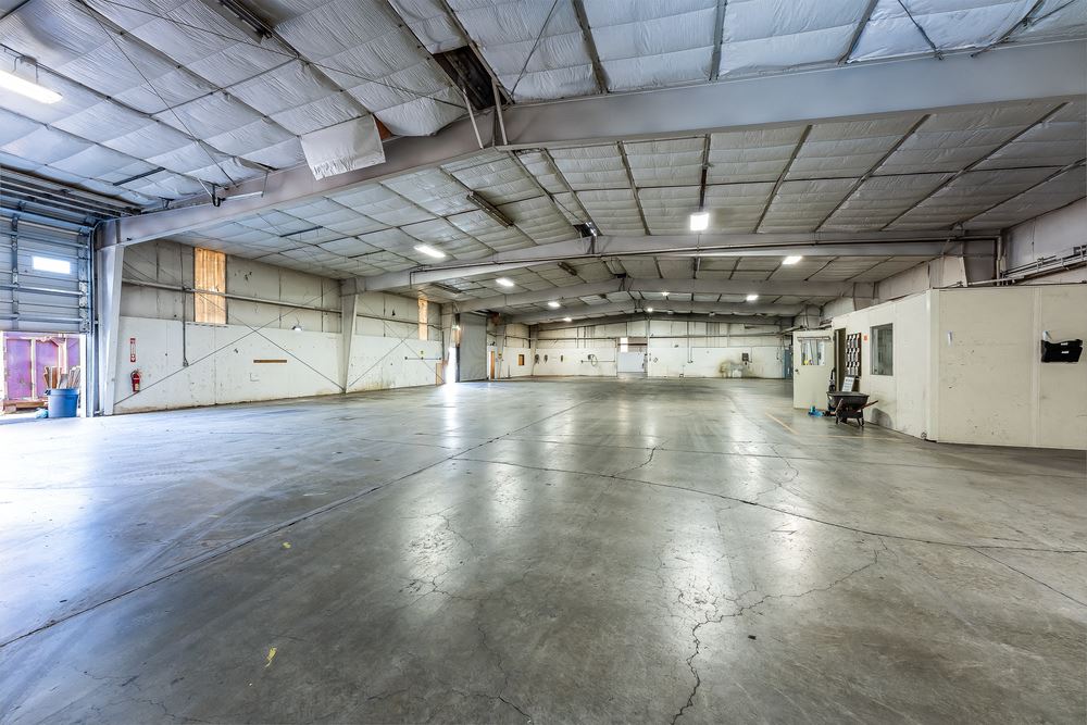 Spacious Industrial Property for Lease