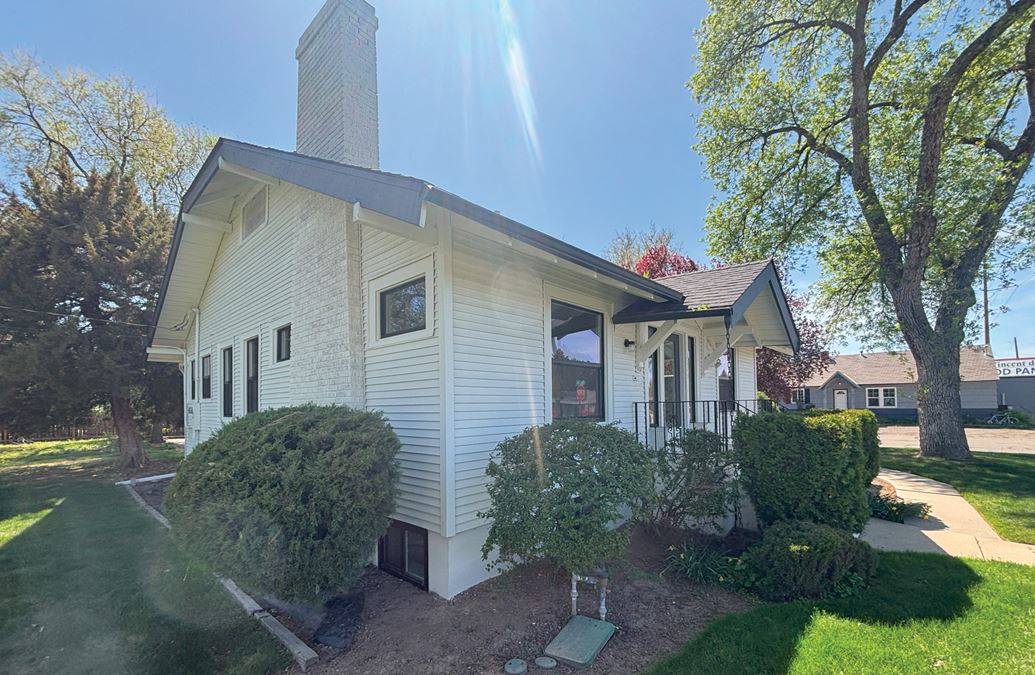 3113 W Overland Rd