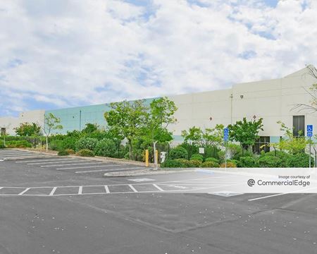 Sierra View Business Park - 8855 Washington Blvd - Roseville