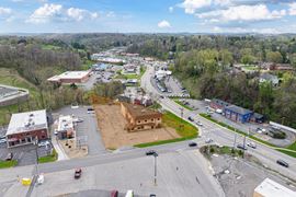 1033 Paxton Dr