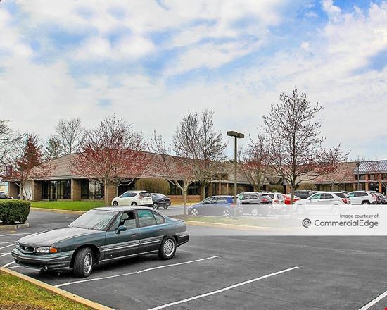 Lehigh Valley Corporate Center - 1655 Valley Center Pkwy