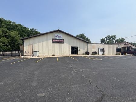 Photo of commercial space at 1101 E Washington St in East Peoria