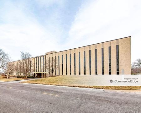 Office space for Rent at 6811 Shawnee Mission Pkwy in Overland Park