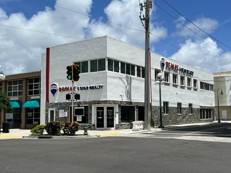 Photo of commercial space at 1901 Harrison St in Hollywood