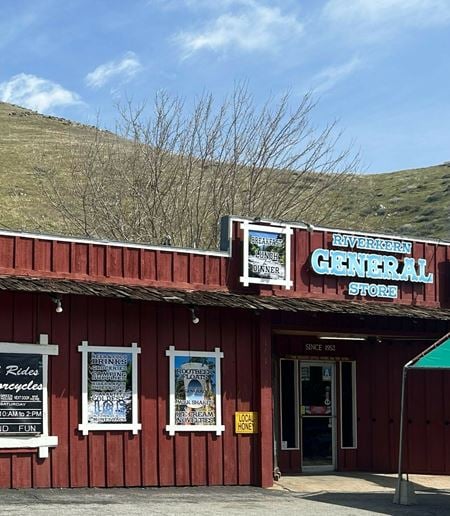 Photo of commercial space at 16130 Sierra Way in Kernville