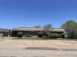 Office/Retail Building For Lease