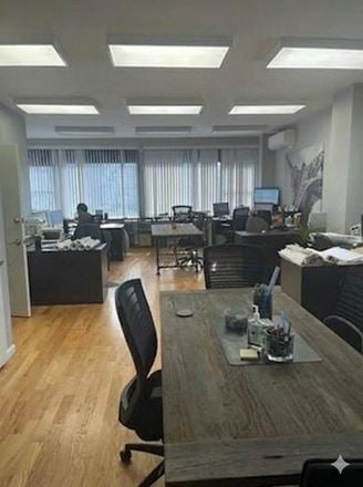 377 Bloomfield Ave