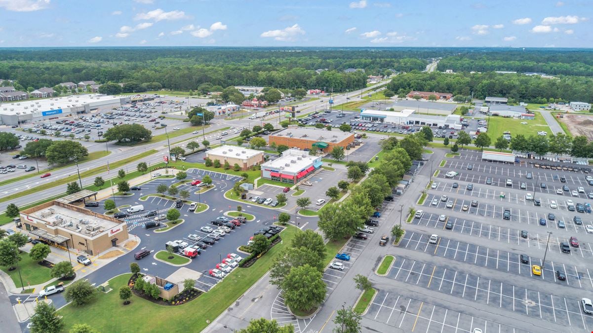 3,617 SF Retail Space | Anchored by Lowes | 36.2K VPD