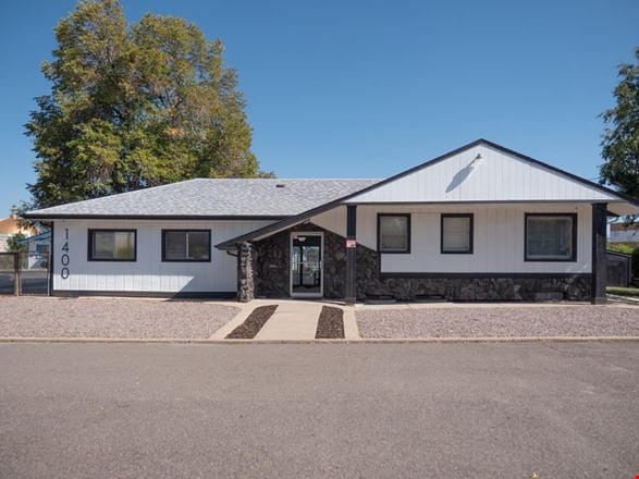 AW Management LLC - 1400 Laredo