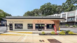 Two-Tenant Food & Beverage Building | Restaurant Leasing, Renewal, or Occupancy Opportunity | NNN Leases | 7.1% Cap Rate