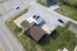 407 W St Joseph St
