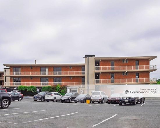 Padonia Plaza