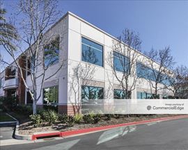 Governor Pointe Business Park - 6220 Greenwich Drive