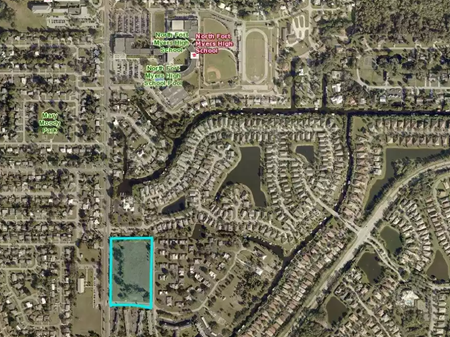 Photo of commercial space at 4820 Orange Grove Blvd in North Fort Myers