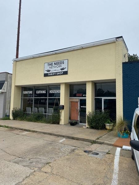 Retail space for Rent at 9905 Warwick Blvd in Newport News