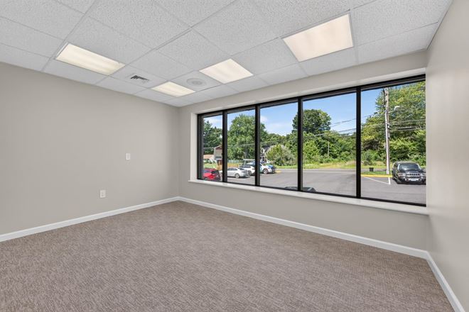 464 Wolcott Rd