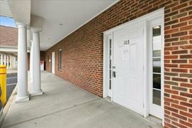 END-CAP OFFICE SUITE IN THE HEART OF FISHERSVILLE | MOVE-IN READY