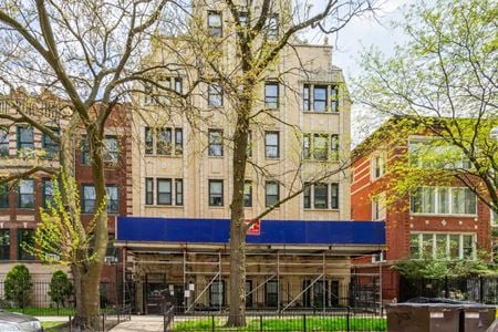 Multi-Family space for Sale at 6811 S Paxton Ave in Chicago