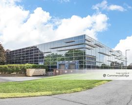 1405 Lake Cook Road