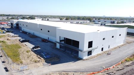 Industrial space for Rent at 900 Distribution Drive in Columbus