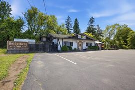 352 Quaker Rd