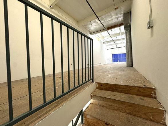 Fashion D. Commercial Lofts/Showrooms