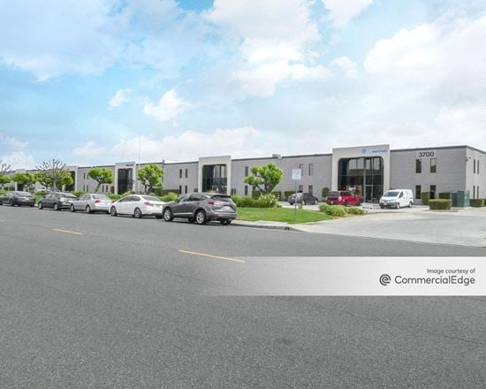 Airport Business Center - 3700-3744 Industry Avenue