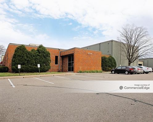 2700 East 28th Street