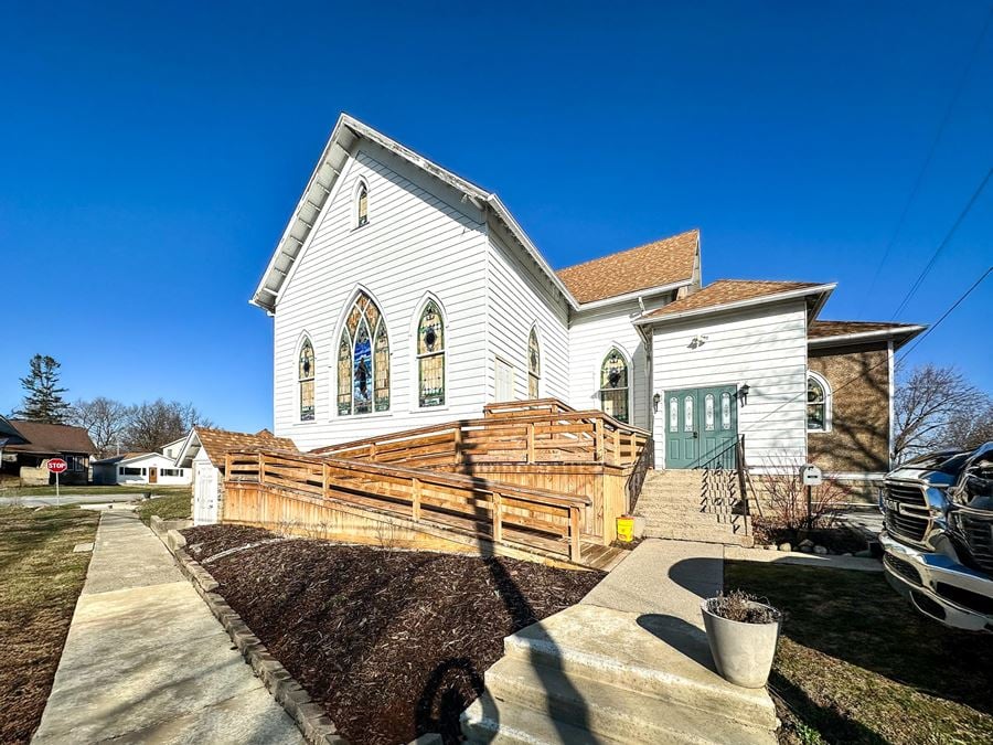 The Center Church of Churubusco