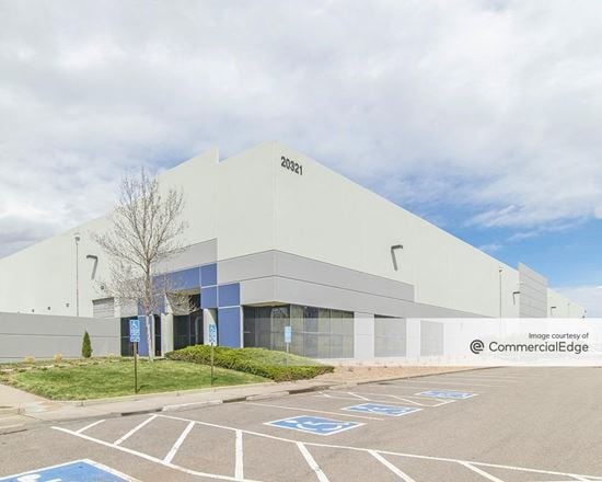Majestic Commercenter - Building 7