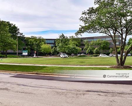 Office space for Rent at 215 Shuman Blvd in Naperville