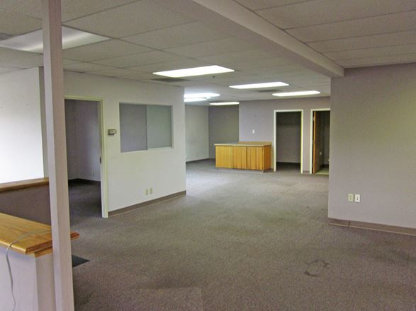 Commerce Center South