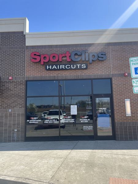 Commercial space for Rent at 7843 INDIANAPOLIS BLVD in HAMMOND