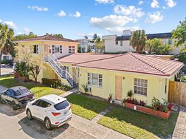 1414 NE 4th St