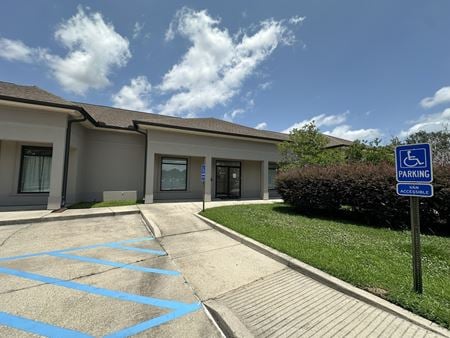 Photo of commercial space at 6949 Commerce Circle in Baton Rouge