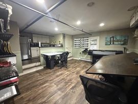37 Crescent St