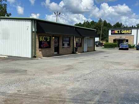 Photo of commercial space at 10160 Airport Blvd in Mobile