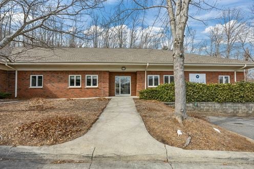 9 Walden Ridge Dr, Suite 30 - Lab Space