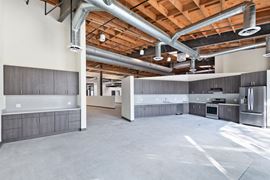 10113 Jefferson Blvd