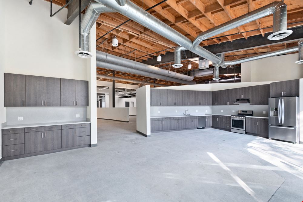 10113 Jefferson Blvd