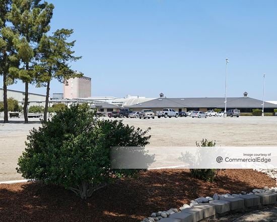 Mesa Business Park - 700 Airport Road