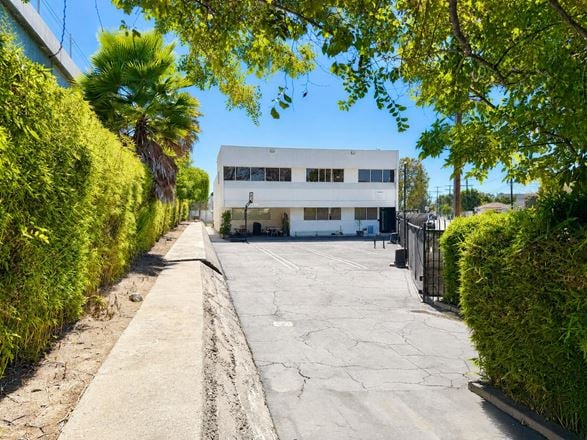 5200 W 83rd Street