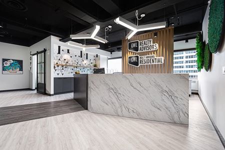 800      Space Photo Gallery 27