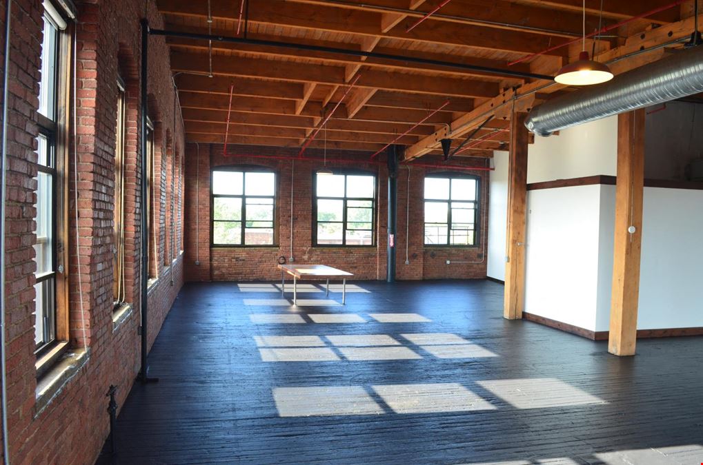 COMMERCIAL LOFT SPACE - WEST SIDE CLEVELAND