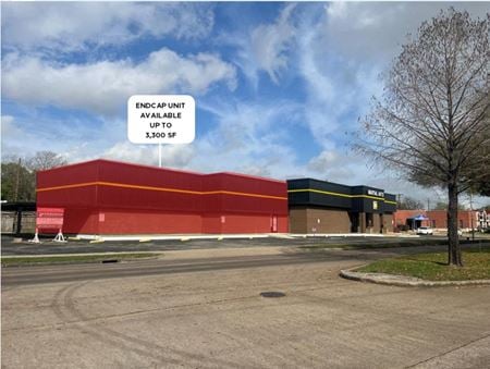 Retail space for Rent at 8600 Hillcroft Avenue in Houston
