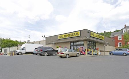 Retail space for Sale at 220 E 2nd St in Williamsburg