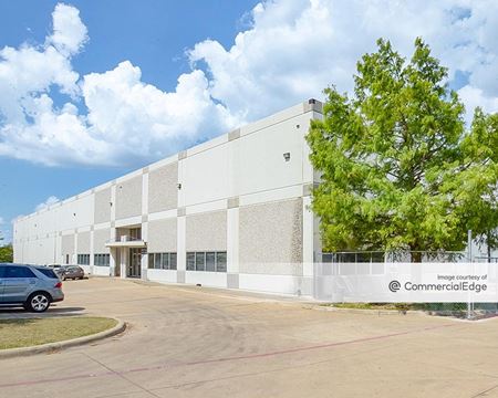 Photo of commercial space at 408 Wyngate Blvd in Plano