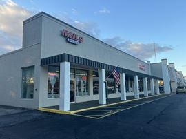 Town Plaza -   N Brindlee Mountain Pky. Arab, AL
