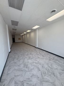 Brookhill Shopping Center - 6701-6721  Reisterstown Rd- 1,600 SF Inline Space