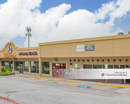 Retail space for Rent at 1410 West Buckingham Road in Garland
